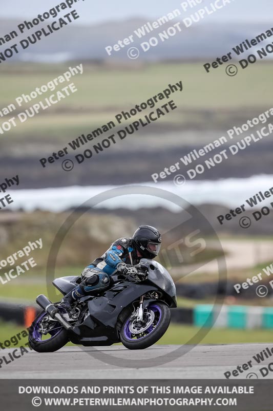 anglesey no limits trackday;anglesey photographs;anglesey trackday photographs;enduro digital images;event digital images;eventdigitalimages;no limits trackdays;peter wileman photography;racing digital images;trac mon;trackday digital images;trackday photos;ty croes